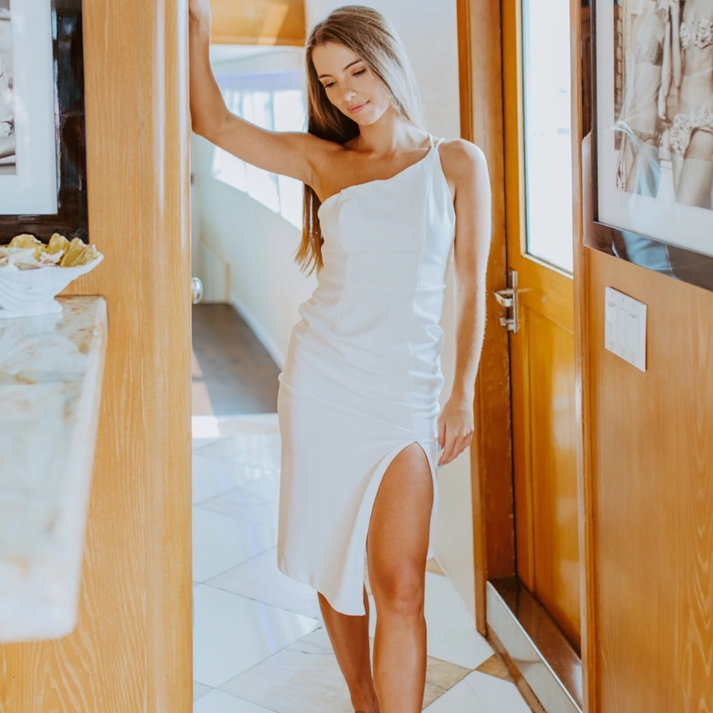 White one shoulder dress